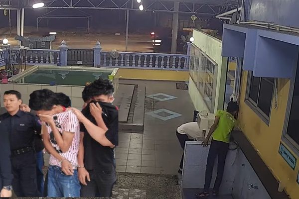 Video Empat Pencuri Mesin Coway Masjid As-Siddiqin, Mantin Kena Penjara 10 Tahun