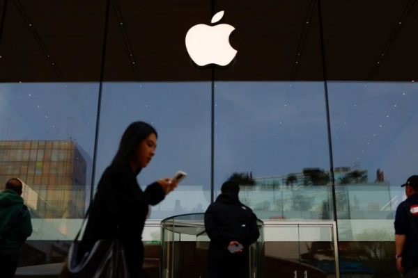 Jualan Iphone Di China Tertinggi Sejak Dua Tahun Lepas